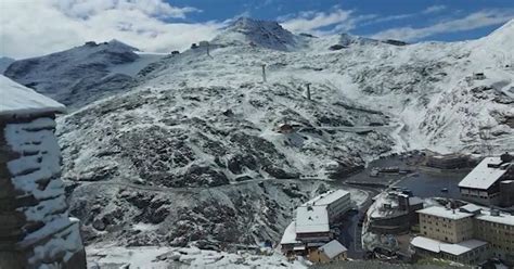 Prima Neve Sul Passo Dello Stelvio E In Val Senales