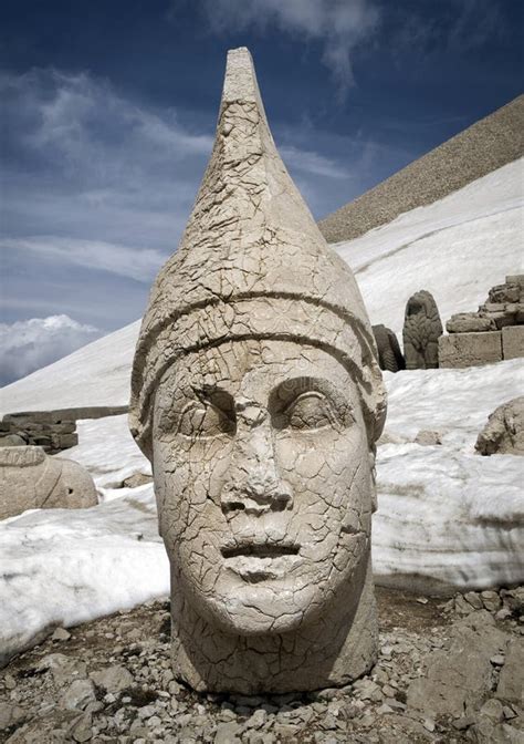 Testine Di Pietra Giganti Di Nemrut Dagi In Turchia Immagine Stock