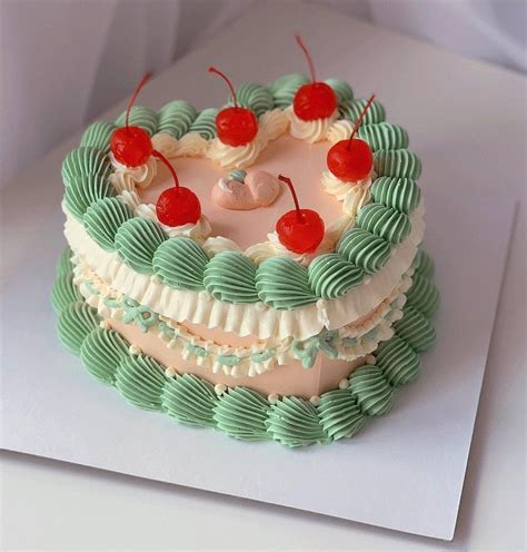 On Twitter Pretty Birthday Cakes Simple Birthday Cake Frog Cakes