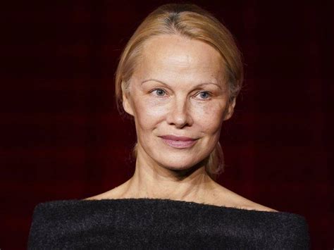 I Don T Like Being A Sex Symbol Says Pamela Anderson St George Sutherland Shire Leader St