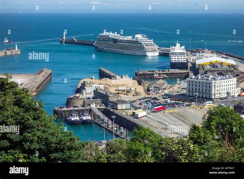 Dover Cruise Terminal Westlichen Docks Dover Kent England Uk Stockfoto