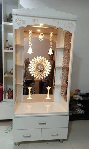 White Hand Carved Sheesham Wood Temple For Worship At Best Price In Mumbai