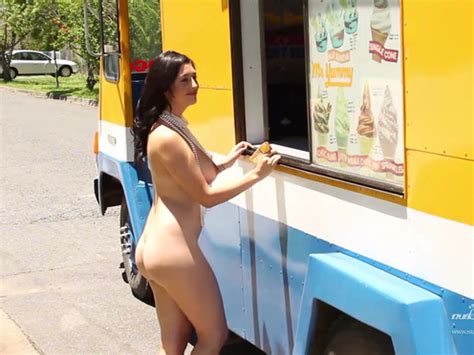Scarlett Morgan Nude Paradise