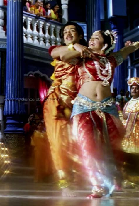 Jyothika Tamil Chandramukhi 10 Hot Navel Hd Stills Indiancelebblog