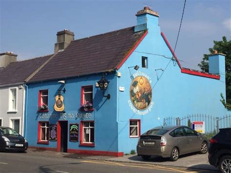 Top 10 Best Pubs And Bars In Dingle Everyone Needs To Experience