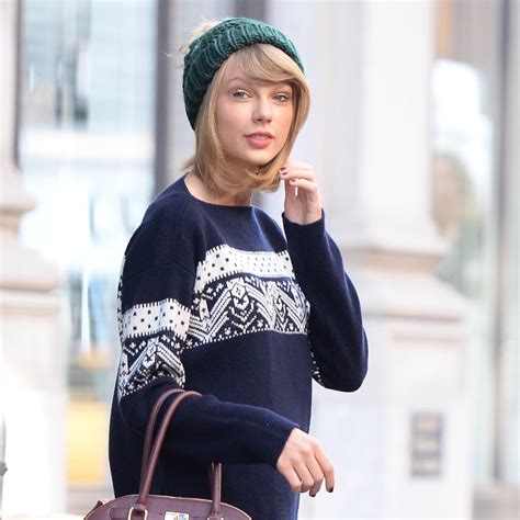 Taylor Swifts Handmade Sweater Popsugar Fashion