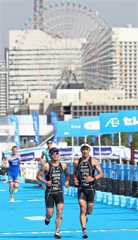 高橋侑子が自己最高の4位に トライアスロン横浜大会 写真特集1315 毎日新聞