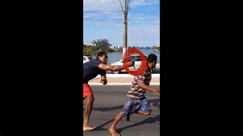 Facada Nas Costas Cenas Fortes Em Guarapari Es Youtube