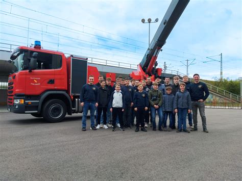 Zu Besuch Bei Der Berufsfeuerwehr Karlsruhe Freiwillige Feuerwehr