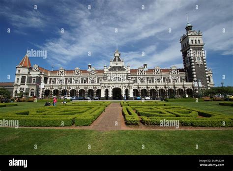 Dunedin Railway Station Stock Photo - Alamy