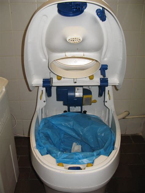 Urine Diverting Dehydration Toilet Uddt At Ihe Photograp Flickr