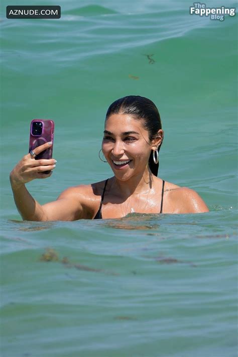 Chantel Jeffries Sexy Spotted Showing Off Her Sizzling Body Wearing A Stunning Black Bikini At
