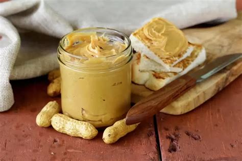 How To Make Homemade Peanut Butter In Your Blender Blender Babes