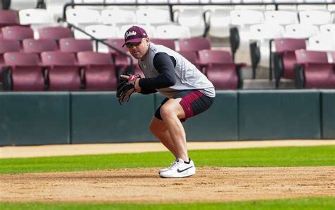 Tomateros de Culiacán entrena y esta noche juega SateliteOnline mx