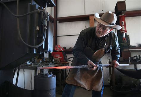 Forged In Fire Carpenter Man Crafts Blades For Business Wyoming News