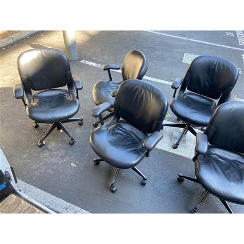 Vintage Herman Miller Conference Room Chairs Set Of 5 Chairish