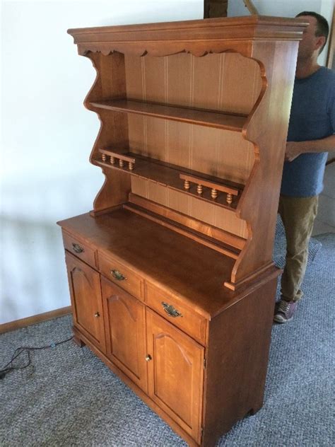 Vintage Maple Buffet Whutch Little Canada Estate Auction Furniture