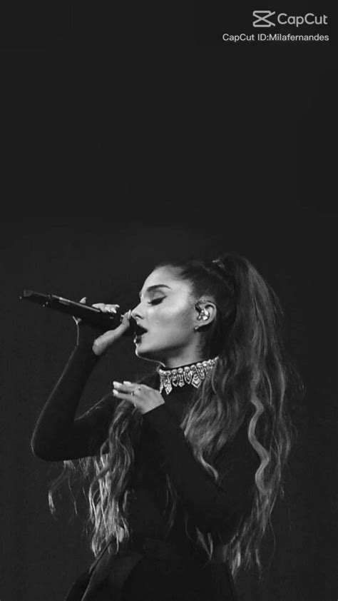 Pin de mariagiselly24 em Pins criados por você Ariana grande sem