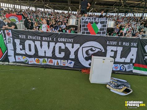 Owcy Flag Z Kolejn Zdobycz Stadionowi Oprawcy