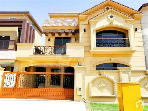 Stylish Brand New 10 Marla House For Sale In Overseas Block Bahria Town