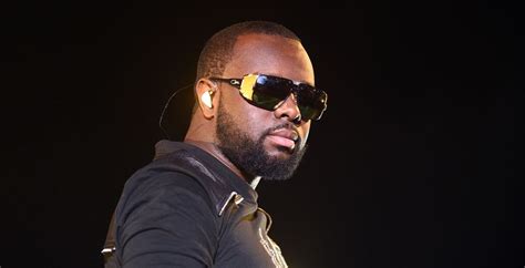 Maître Gims pose sans lunettes et fait peur aux internautes avec un