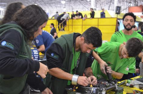 Equipe Troia conquista troféus no maior evento de combate de robôs da América Latina UFLA