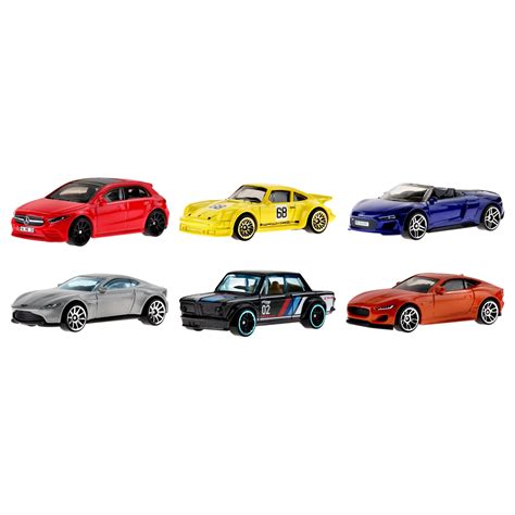 Amazon Hot Wheels European Car Culture Multipack 6 Toy Cars In 1 64 Scale Tribute To The