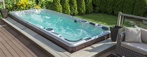 How Can Hydrotherapy Relieve Back Pain The Hot Tub And Swim Spa Company