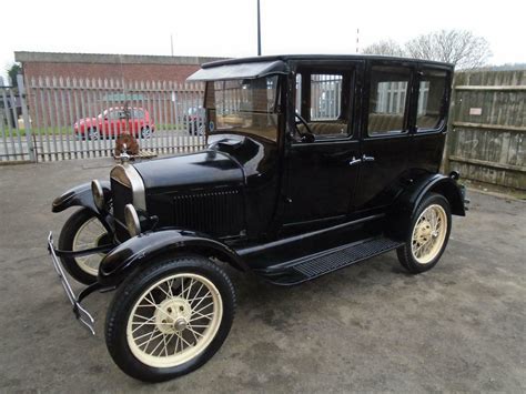 FORD MODEL T FORDOR SEDAN 1927 BEAUTIFUL COND RUNS WELL For Sale