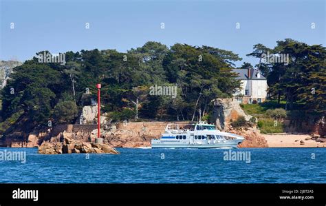 Ferry Boat House Hi Res Stock Photography And Images Alamy