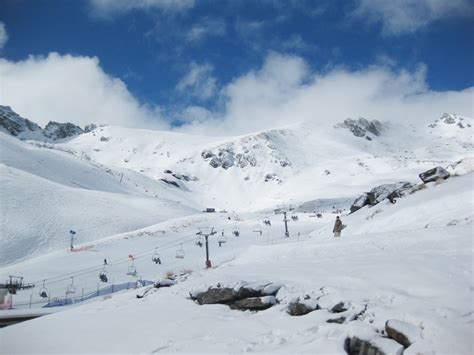 Mountain Collective Adds New Zealand Ski Resorts | First Tracks!! Online Ski Magazine