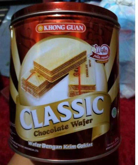 Khong Guan Classic Chocolate Wafer Gram Kaleng Lazada Indonesia