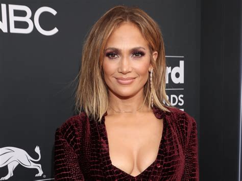 Jennifer Lopez Wows In Blue Lingerie For Her Intimissimi Ad Photos