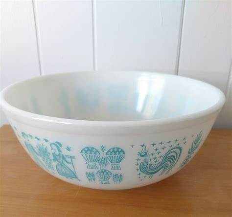 Vintage 404 Amish Butterprint Pyrex Bowl Aqua 4 Quart Pottery And Glass