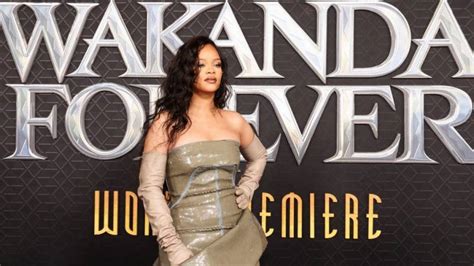 Rihanna Song Rihanna S First Solo Song From Black Panther Released