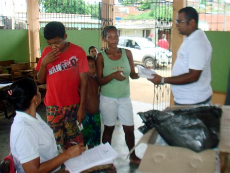 TRESILHASILHEOS Realizado mutirão de limpeza contra a dengue no Alto