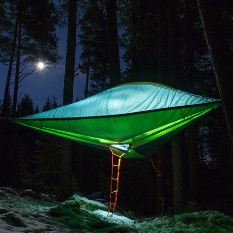 New Models Of Suspended Tents That Let You Sleep Among The Trees Tree Tent Tent Camping