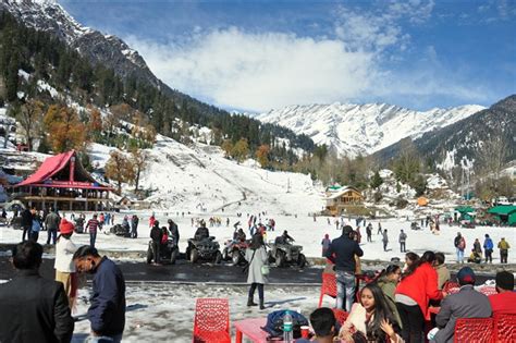 Seasons First Snowfall In J&K, Ladakh And HP Photos: HD Images ...