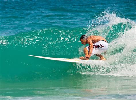 Coco Dziewczyn Haleiwa Hawaii Ho Surfingowa Surfing Fotografia Editorial Obraz Złożonej Z