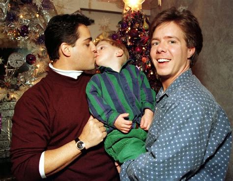 Reflexi N Los Peligros De La Adopci N Gay