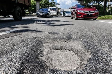 Kereta Rosak Jalan Berlubang Lelaki Menang Saman RM2 980 Terhadap