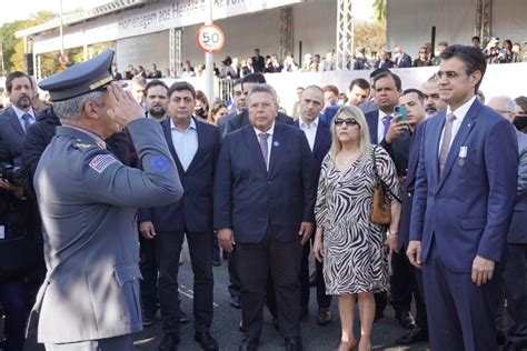 Anos Da Revolu O De Carl O Pignatari Faz Homenagem A Her Is Da