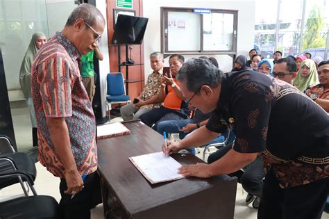 Tandatangani Pakta Integritas Inspektorat Sulbar Komitmen Dorong