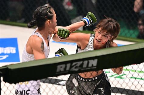 写真：【rizin】rena 新コスチュームで再起戦 判定完勝に「すごく楽しいファイトでした」 東スポweb