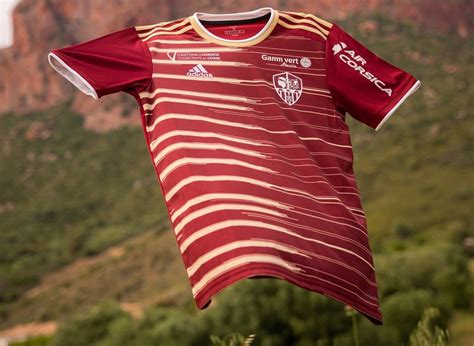 Ajaccio Un Maillot Ext Rieur Rouge Pour La Saison Maligue