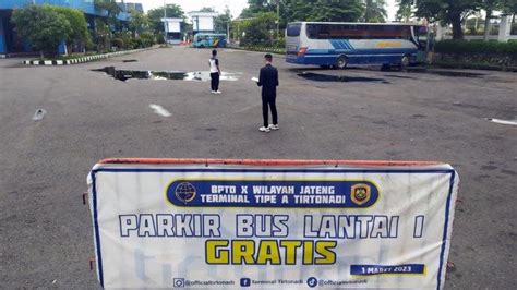 Terminal Tirtonadi Solo Jadi Lokasi Droping Pemudik Program Mudik