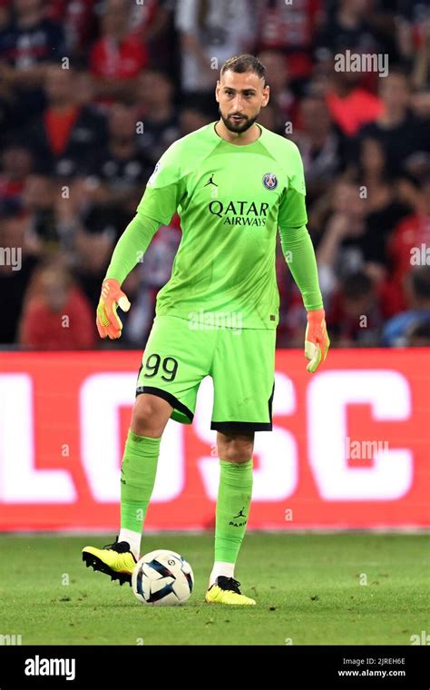 Lille Paris Saint Germain Goalkeeper Gianluigi Donnarumma During The