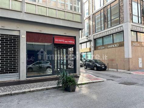 Locale Commerciale Via Lodovico Silvestri 2 Terni Rif 107590279