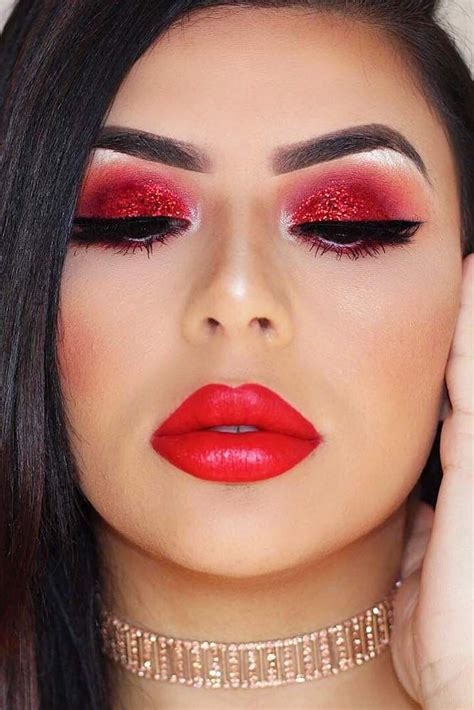 Sparkle And Shine 20 Christmas Makeup Trends For The Festive Season