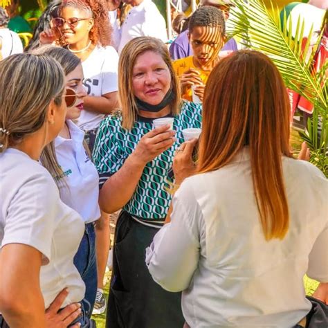 Inespre Baja A 300 Pesos Los Combos De Habichuelas Con Dulce En Feria